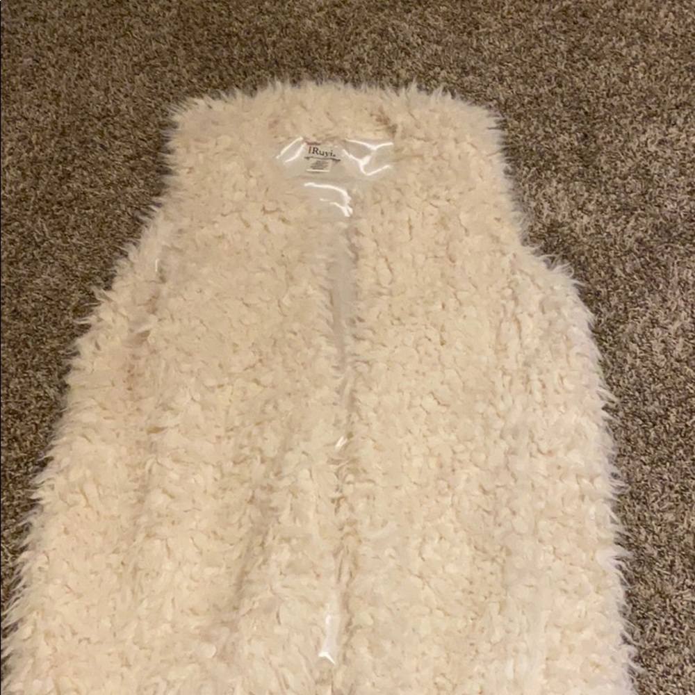 Cream faux fur vest